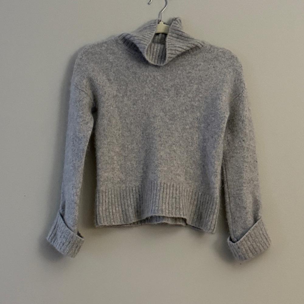 H by Halston Women’s 100% 2-Ply Cashmere Soft Gray Cowl Neck Sweater Small